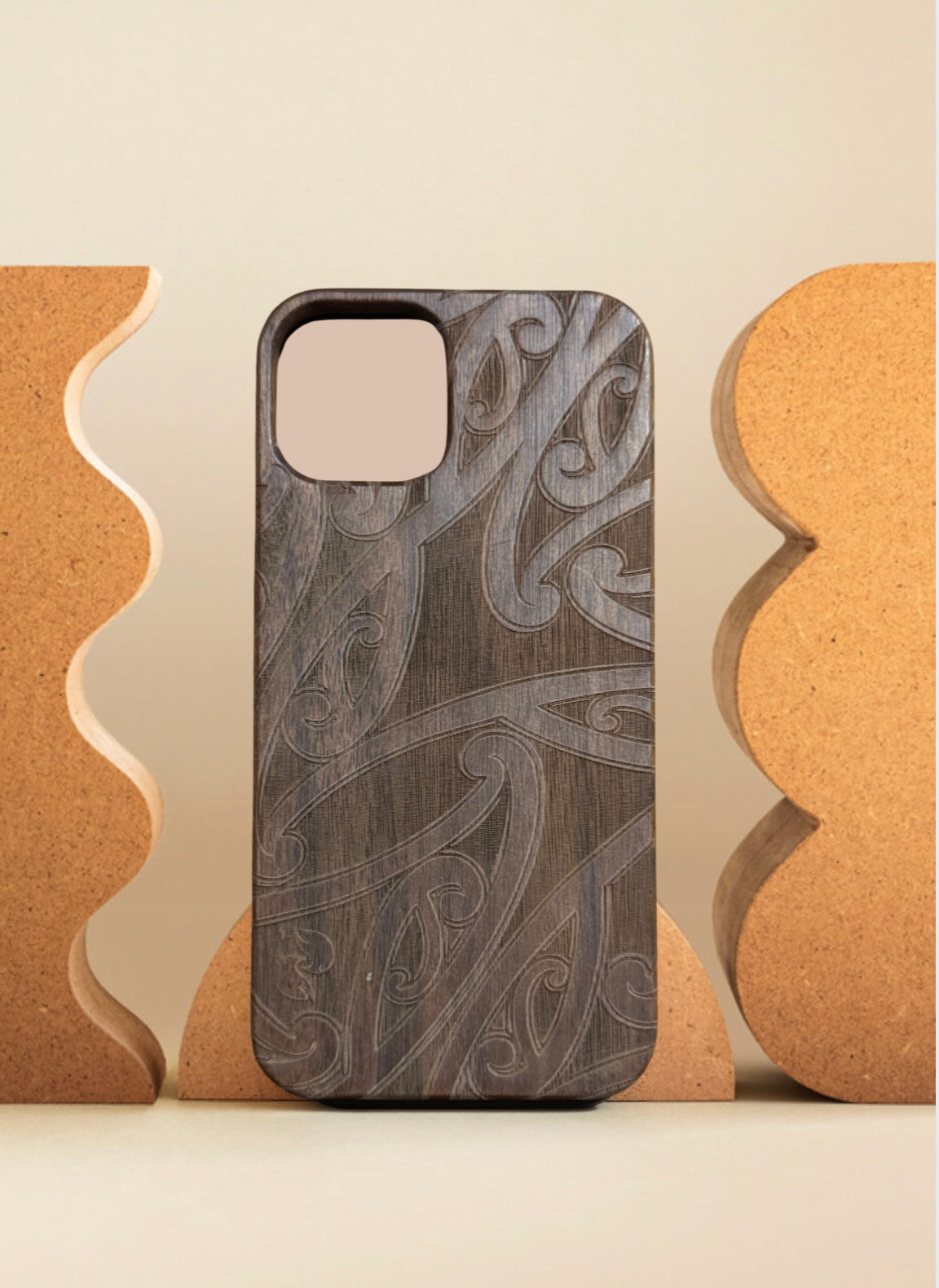 Te Tātāwai Ki Tua Phone case