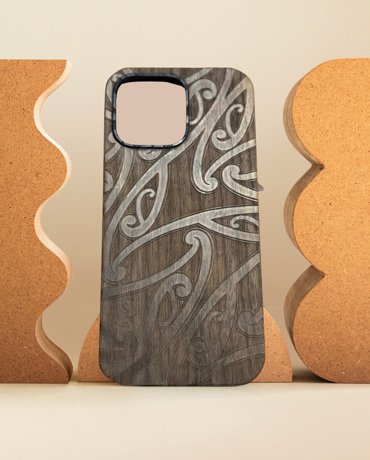 Te Tātāwai Ki Tua Phone case