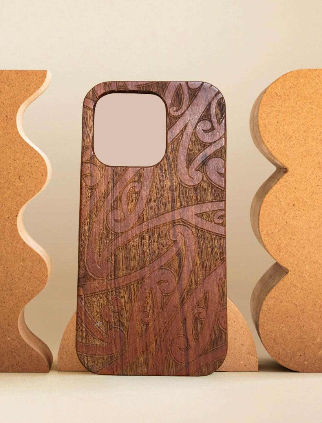 Te Tātāwai Ki Tua Phone case