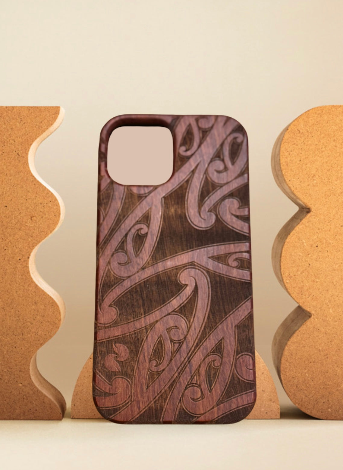 Te Tātāwai Ki Tua Phone case