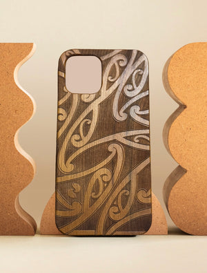 Te Tātāwai Ki Tua Phone case